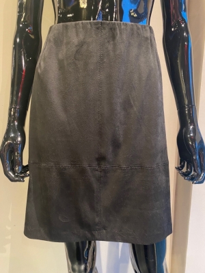 LEUS ROK BLACK