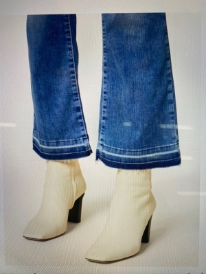 5437-90 DREAM KICK OPEN HEM D490 SUMMER MID BLUE WASH