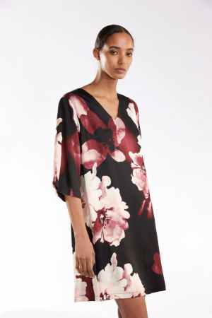 IONI BLOOM